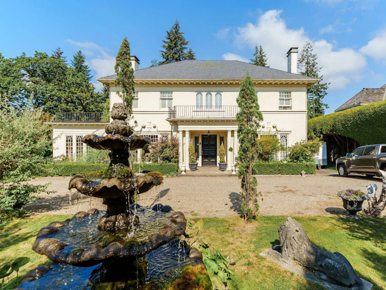 1691 W 41st Avenue, Vancouver, BC, V6M 1X9 - 2