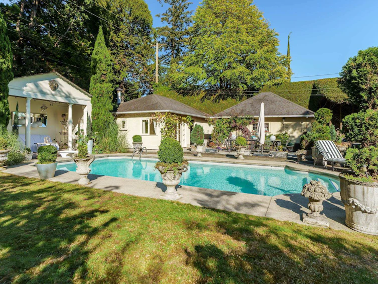 1691 W 41st Avenue, Vancouver, BC, V6M 1X9 - 18