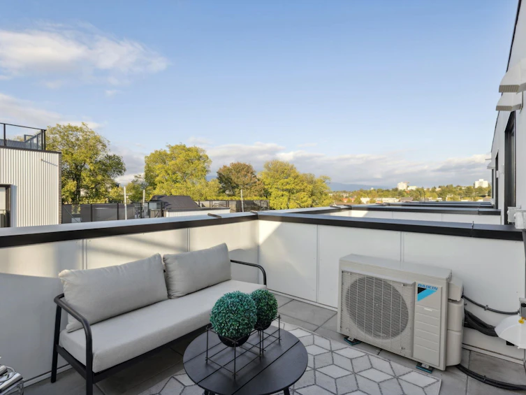 308-1120 E Georgia Street, Vancouver, BC, V6A 0K2 - 12