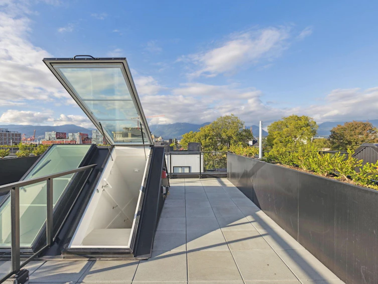308-1120 E Georgia Street, Vancouver, BC, V6A 0K2 - 14