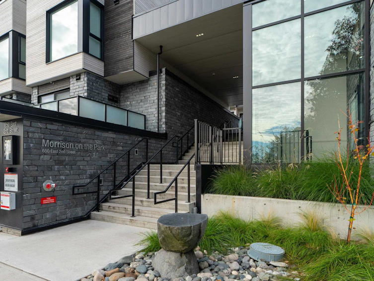228-650 E 2nd Street, North Vancouver, BC, V7M 1E1 - 3