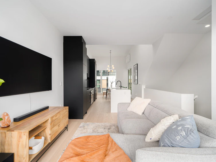 228-650 E 2nd Street, North Vancouver, BC, V7M 1E1 - 18