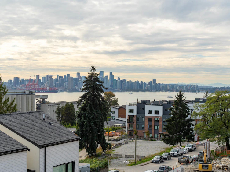 228-650 E 2nd Street, North Vancouver, BC, V7M 1E1 - 33