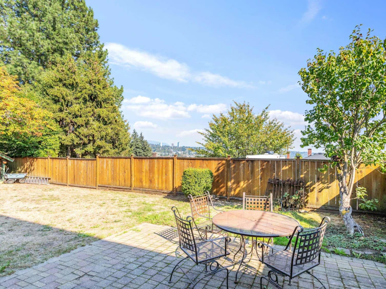 554 Richmond Street, New Westminster, BC, V3L 2Y3 - 29