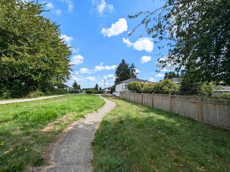 2311 Mclennan Avenue, Richmond, BC, V6X 2N6 - 16