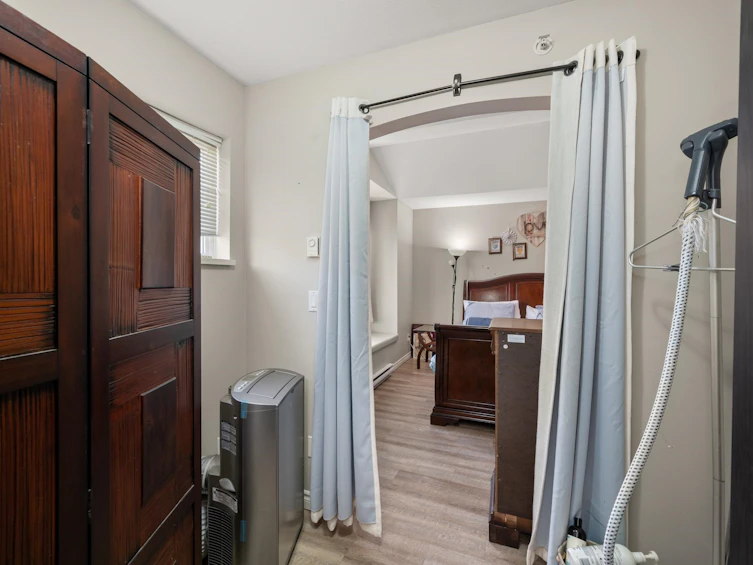 1-1075 Lynn Valley Road, North Vancouver, BC, V7J 1Z6 - 18