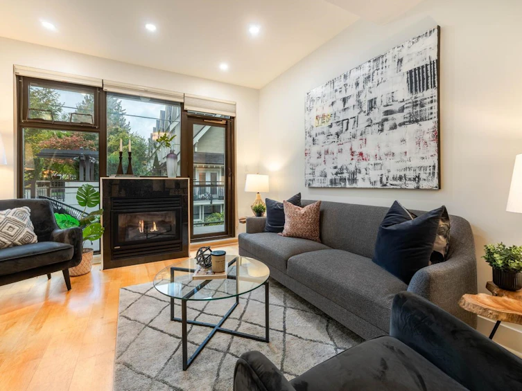 3655 Commercial Street, Vancouver, BC, V5N 4G1 - 2