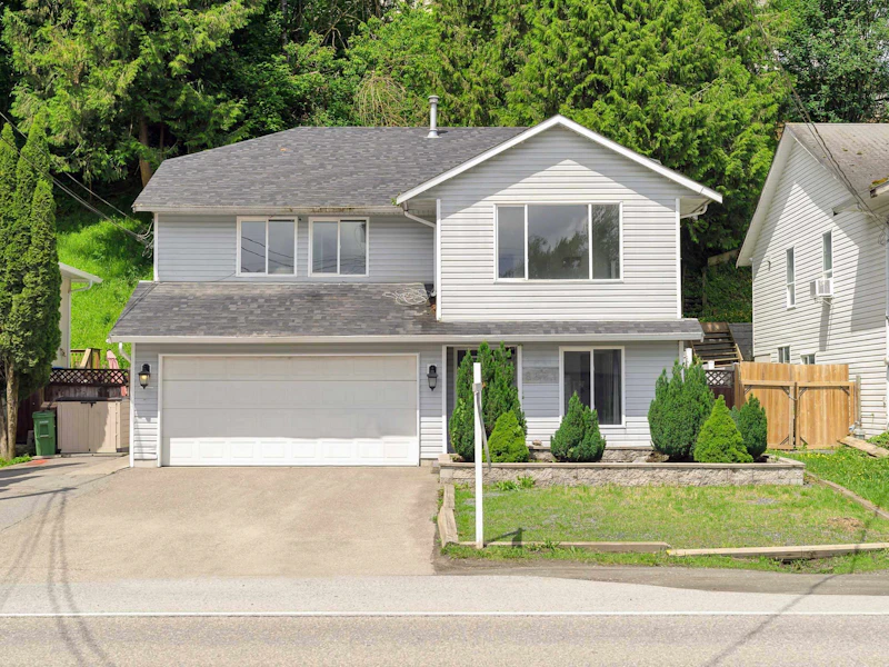 8621 Chilliwack Mountain Road, Chilliwack BC V2R 3W8