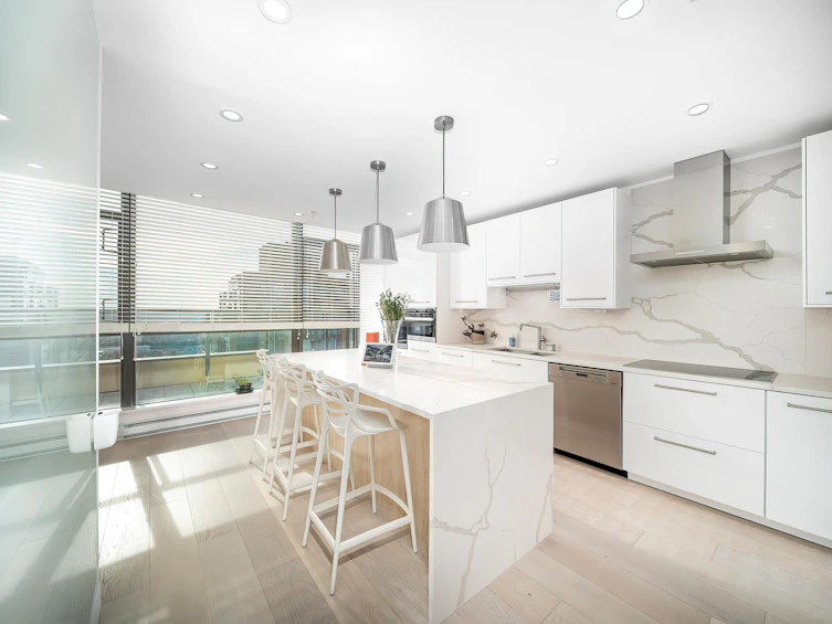 2101-7368 Sandborne Avenue, Burnaby, BC, V3N 5C5 - 10