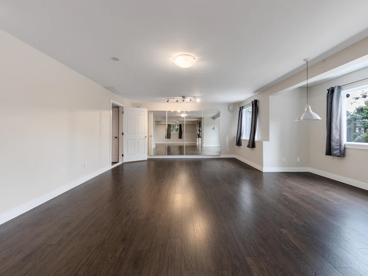 3462 Stephens Court, Coquitlam, BC, V3E 0H8 - 3