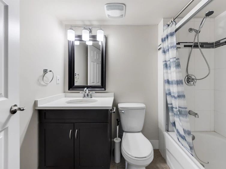 3462 Stephens Court, Coquitlam, BC, V3E 0H8 - 6