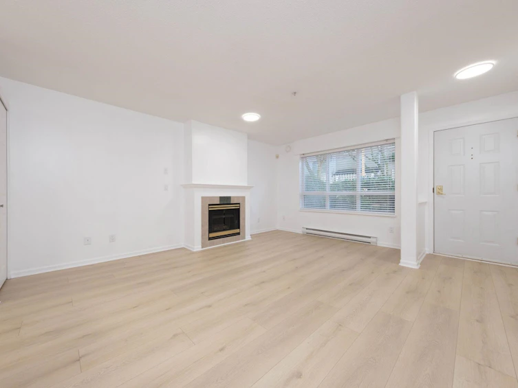 15-6577 Southoaks Crescent, Burnaby, BC, V5E 4J9 - 3