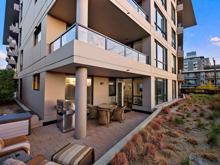 308-160 W 3rd Street, North Vancouver, BC, V7M 0A9