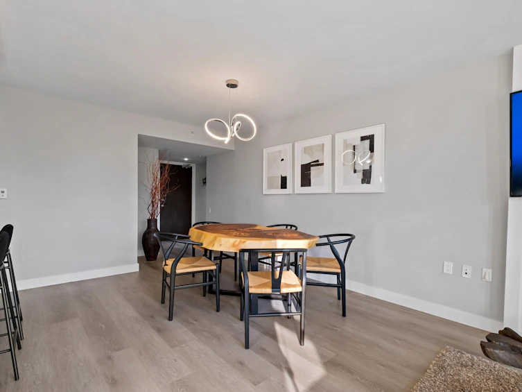 308-160 W 3rd Street, North Vancouver, BC, V7M 0A9 - 14