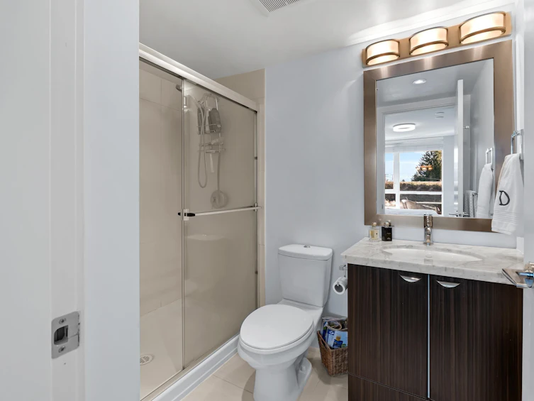 308-160 W 3rd Street, North Vancouver, BC, V7M 0A9 - 16
