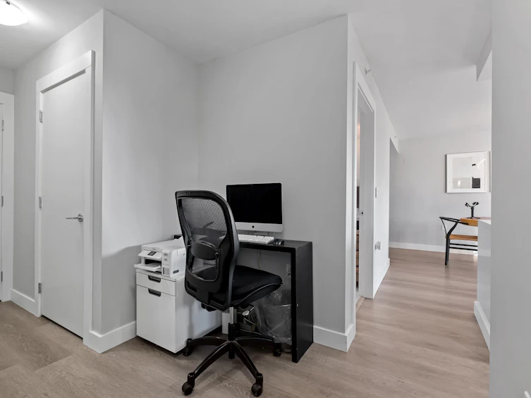 308-160 W 3rd Street, North Vancouver, BC, V7M 0A9 - 19