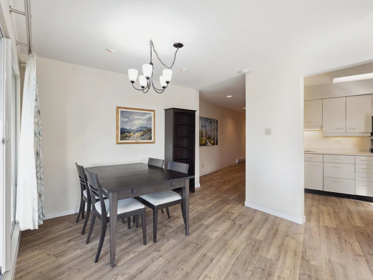 101-2412 Haywood Avenue, West Vancouver, BC, V7V 1Y1 - 13