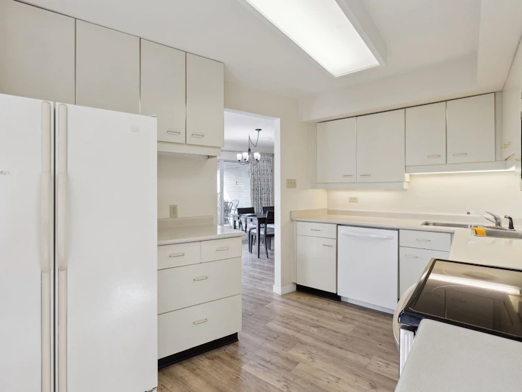 101-2412 Haywood Avenue, West Vancouver, BC, V7V 1Y1 - 17