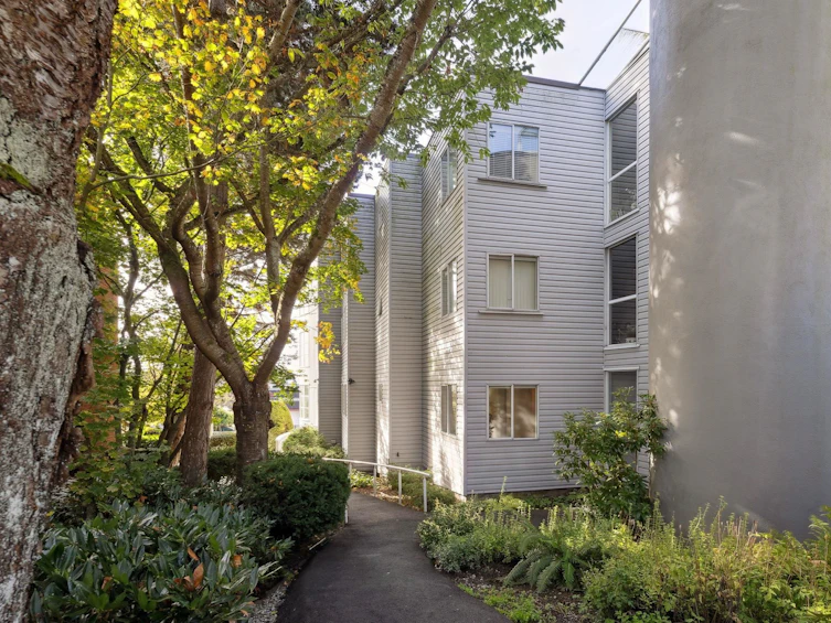 101-2412 Haywood Avenue, West Vancouver, BC, V7V 1Y1 - 30