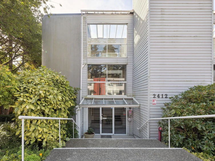 101-2412 Haywood Avenue, West Vancouver, BC, V7V 1Y1 - 33