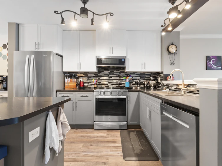 60-5556 Peach Road, Chilliwack, BC, V2R 5X4 - 5