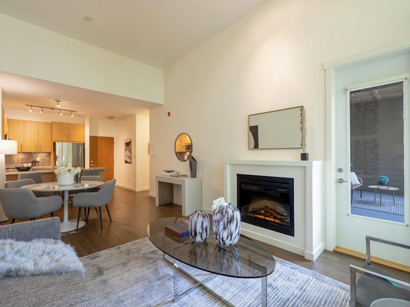 407 - 159 W 22nd Street, North Vancouver BC
