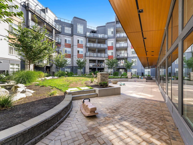 303-11077 Ravine Road, Surrey, BC, V3T 3X5 - 6