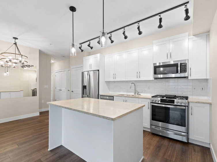 303-11077 Ravine Road, Surrey, BC, V3T 3X5 - 13