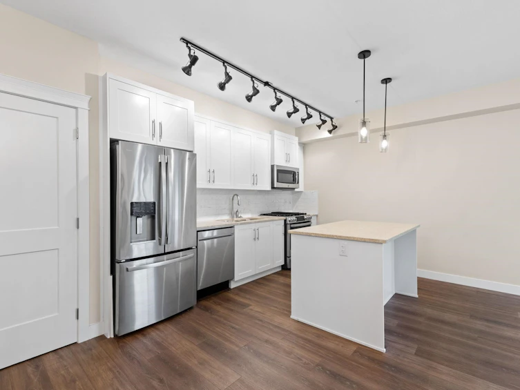 303-11077 Ravine Road, Surrey, BC, V3T 3X5 - 14