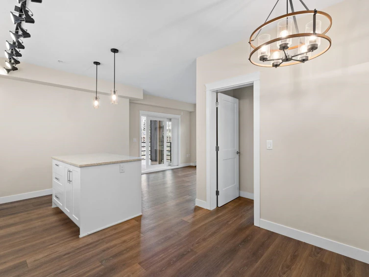 303-11077 Ravine Road, Surrey, BC, V3T 3X5 - 16