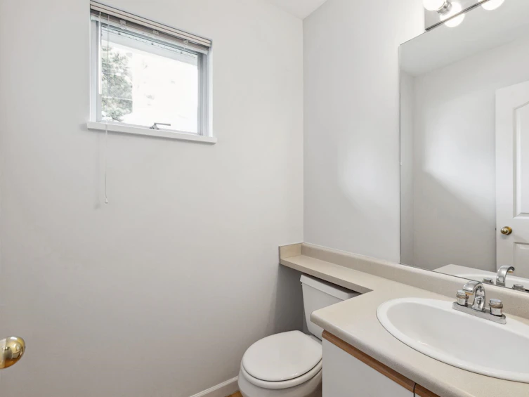18-901 West 17th Street, North Vancouver, BC, V7P 1V8 - 15