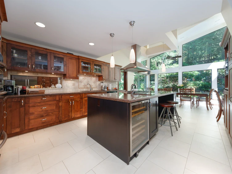 5703 Westport Wynd, West Vancouver, BC, V7W 2Y1 - 11