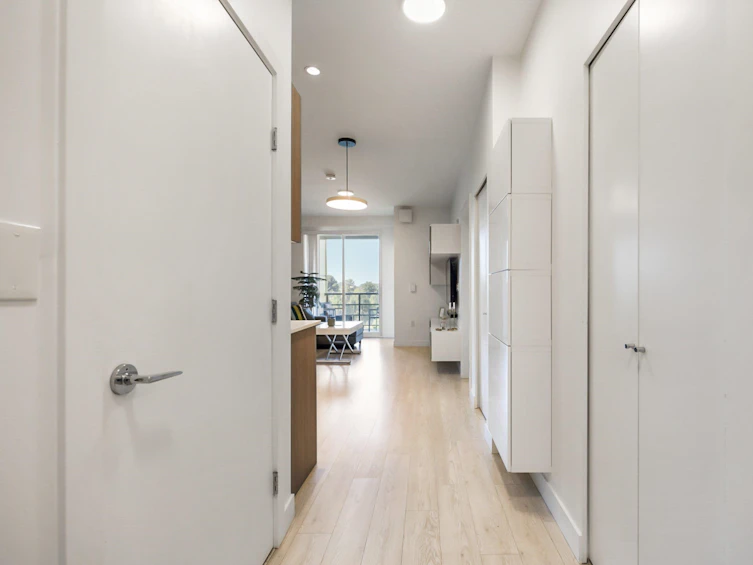 PH3-2889 East 1st Avenue, Vancouver, BC, V5K 4C9 - 17