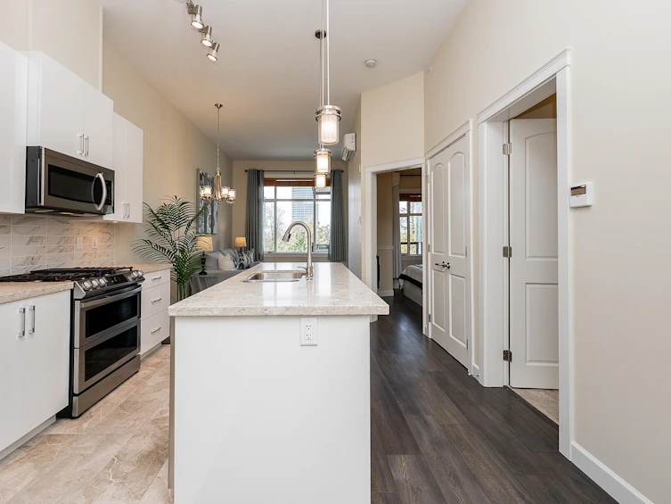 601-8558 202b Street, Langley, BC, V2Y 3L4 - 8
