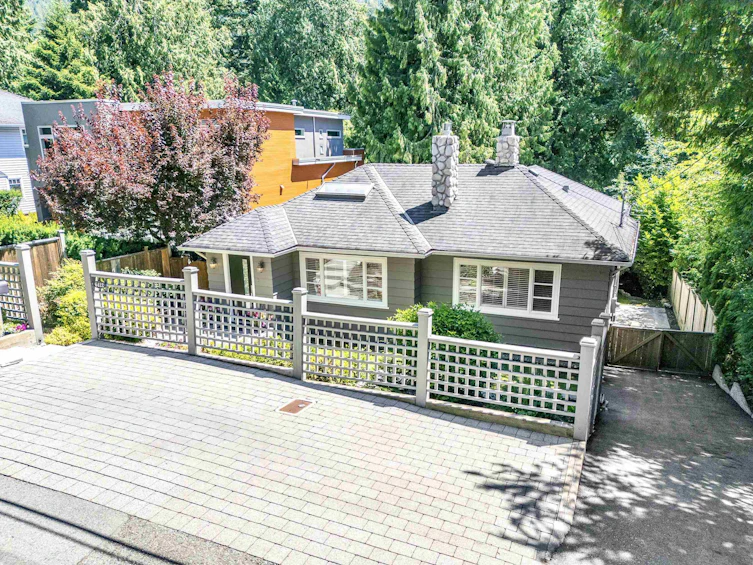 6412 Wellington Avenue, West Vancouver, BC, V7W 2H6 - 33