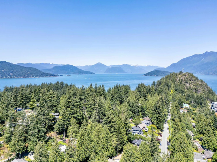 6412 Wellington Avenue, West Vancouver, BC, V7W 2H6 - 39