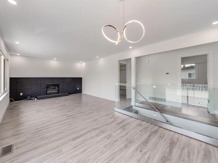 760 Porter Street, Coquitlam, BC, V3J 5B8 - 3