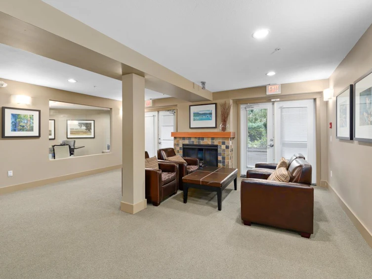 101-400 Klahanie Drive, Port Moody, BC, V3H 5K9 - 31