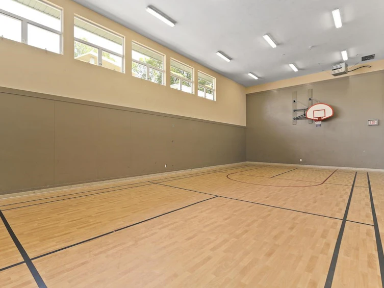 101-400 Klahanie Drive, Port Moody, BC, V3H 5K9 - 33