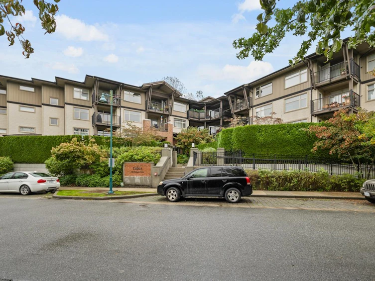 101-400 Klahanie Drive, Port Moody, BC, V3H 5K9 - 39
