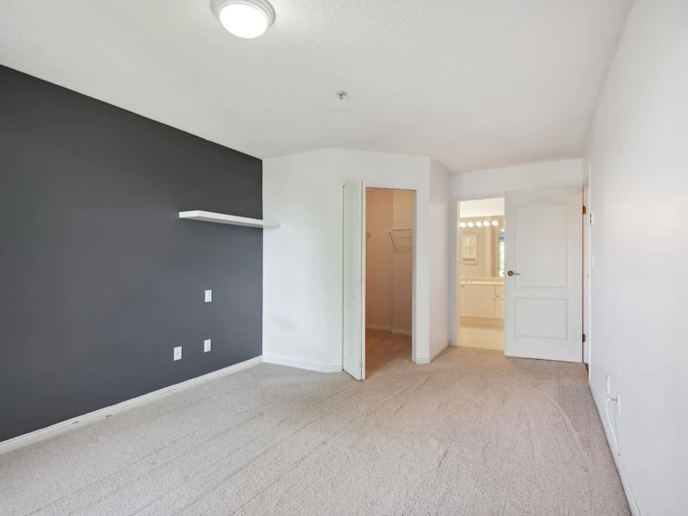 330-19528 Fraser Highway, Surrey, BC, V3S 8P4 - 13