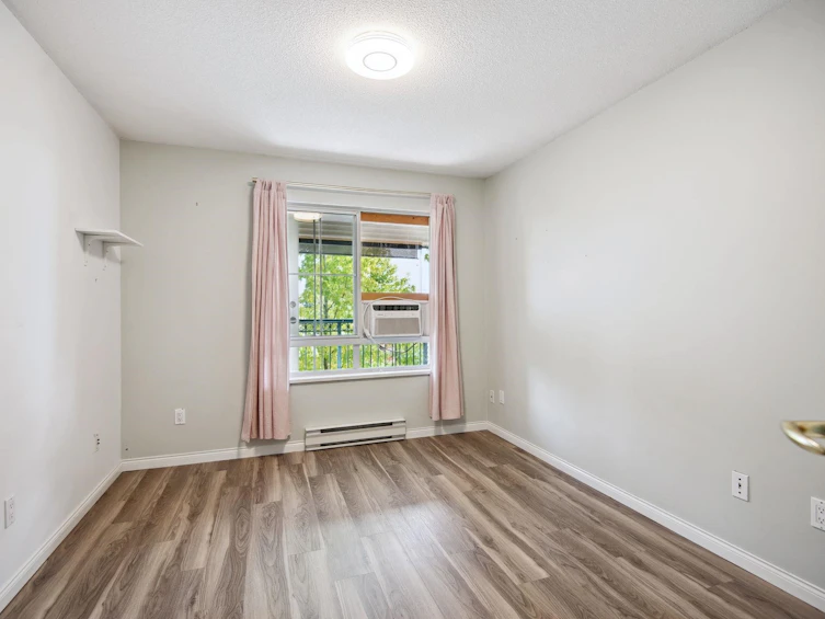 330-19528 Fraser Highway, Surrey, BC, V3S 8P4 - 16