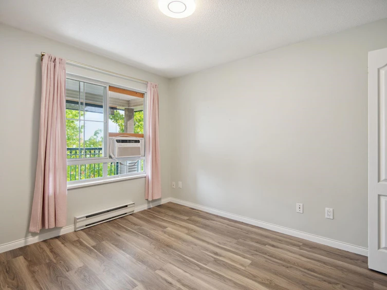 330-19528 Fraser Highway, Surrey, BC, V3S 8P4 - 17