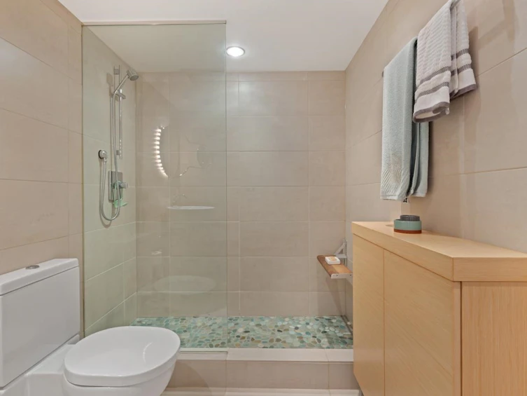 708-27 Alexander Street, Vancouver, BC, V6A 1B2 - 26