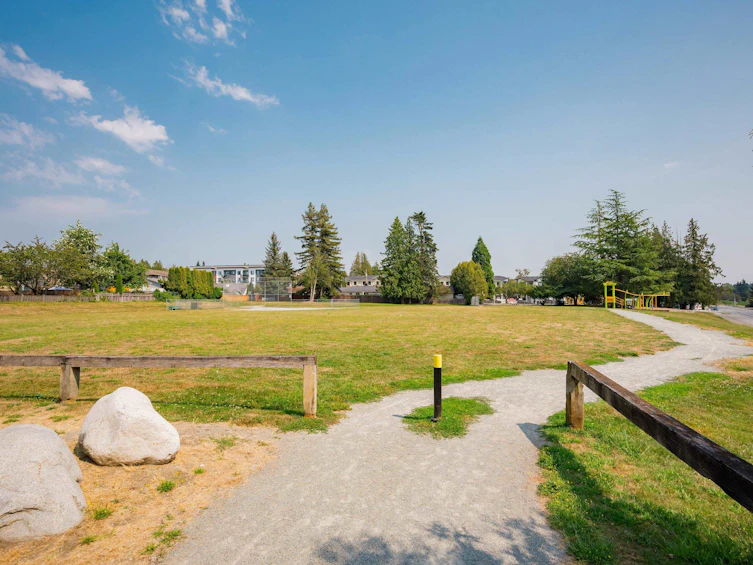 209-5516 198 Street, Langley, BC, V3A 0A6 - 33