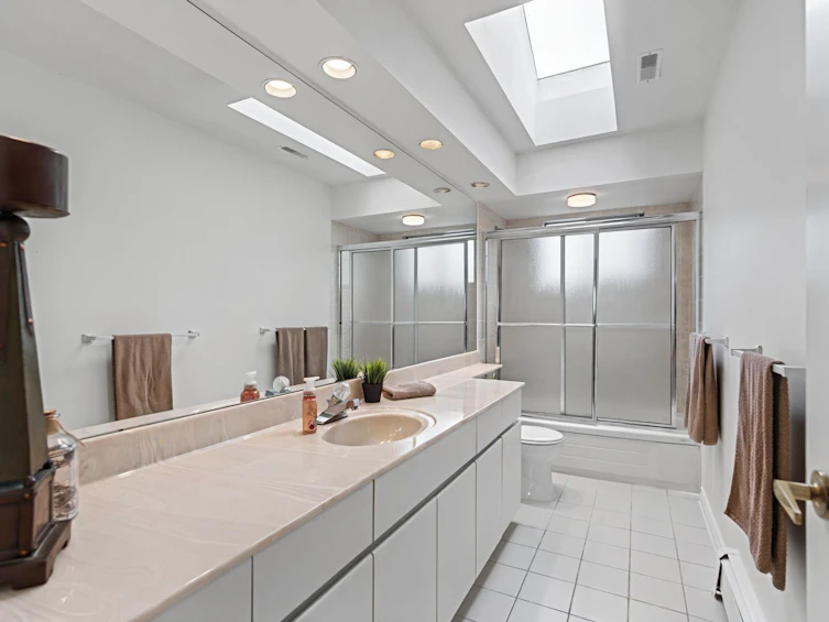 3875 Mckay Drive, Richmond, BC, V6X 3R5 - 21