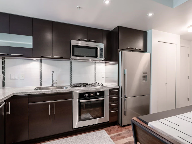 305-1690 W 8th Avenue, Vancouver, BC, V6J 0B1 - 6