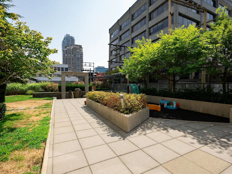305-1690 W 8th Avenue, Vancouver, BC, V6J 0B1 - 21