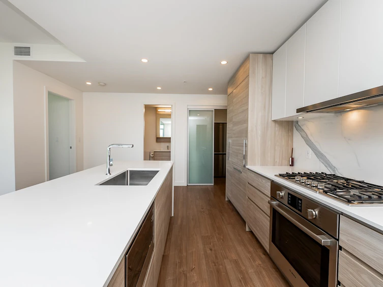1402-595 Austin Avenue, Coquitlam, BC, V3K 0G7 - 7