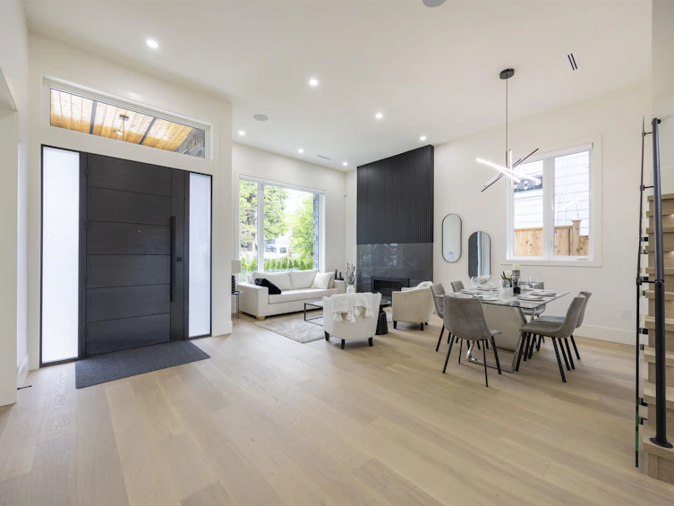 910 Dublin Street, New Westminster, BC, V3M 2Y6 - 4